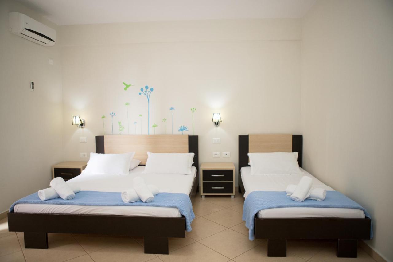 Perivolos Apartments Dhermi Luaran gambar