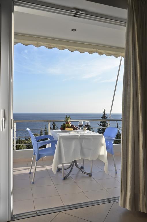 Perivolos Apartments Dhermi Bilik gambar