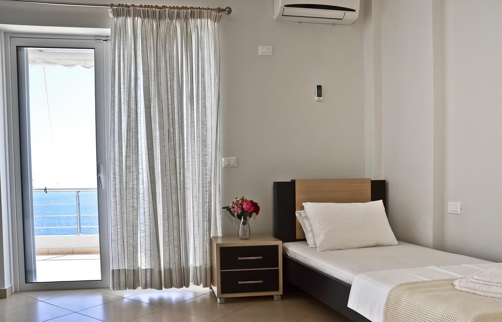 Perivolos Apartments Dhermi Luaran gambar
