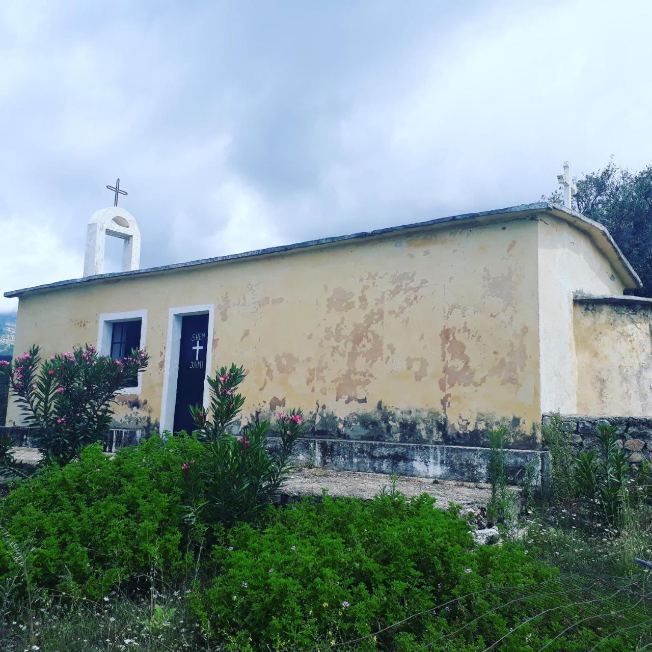 Perivolos Apartments Dhermi Luaran gambar