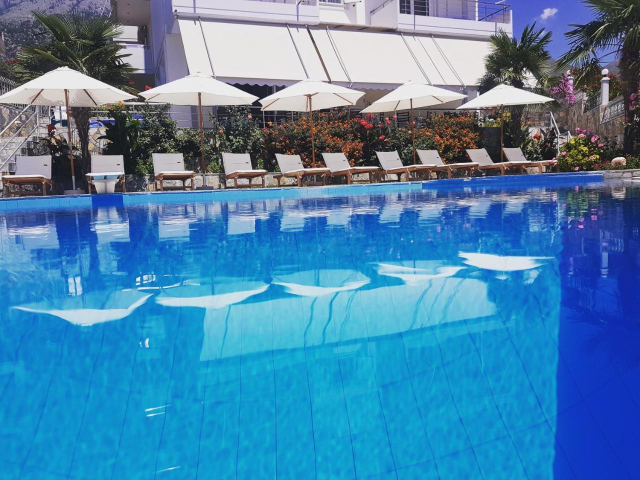 Perivolos Apartments Dhermi Luaran gambar