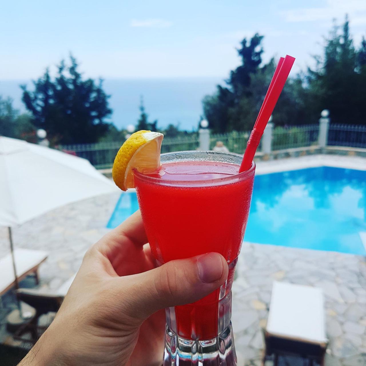 Perivolos Apartments Dhermi Luaran gambar